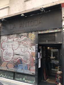 la antojá wine bar chamberi madrid winefluencer 